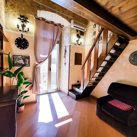 Cozy Classical Residence In The City Center バーリ エクステリア 写真